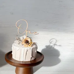 One ケーキトッパー　ファーストバースデー　スマッシュケーキ　1歳　誕生日　ハッピーバースデー