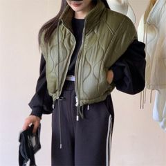 オリーブグリーン色フード付き3wayジャケットベスト - メルカリ
