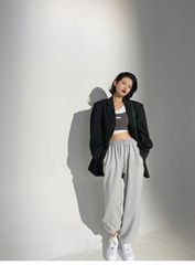 Smyeon Antique lace capri pants - メルカリ