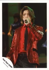 【中古】生写真(ジャニーズ) Hey! Say! JUMP/高木雄也/ライブフォト・膝上・衣装赤・左手マイク・目線左/公式生写真