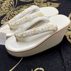 Item thumbnail for item 728855da-b419-4e02-84af-1f4814676038