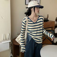 エージー ニット 丸首 ボーダー M 緑黒 毛 お出かけ - メルカリ