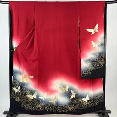 振袖 身丈159cm 裄丈64.5cm M 袷 蝶 流水 金銀彩 ぼかし 赤 正絹 秀品 【中古】
