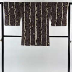 道行 身丈84cm 裄丈63.5cm S 和装コート 角衿 草花 絞り 焦茶色 正絹 秀品 【中古】