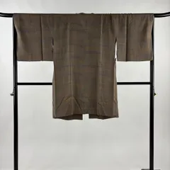 【美品】 道中着 身丈98cm 裄丈67cm M 和装コート 霞ぼかし 地紋 灰茶 正絹 名品 【中古】