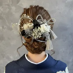 水引タッセル紐入りシルバーゴールド髪飾り　和装　成人式　卒業式