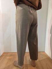 Item thumbnail for item 12c469b3-758e-40c4-872f-82e2b4eaa010