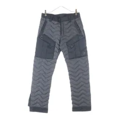 MONCLER (モンクレール) PANTALONE レザーパッチロゴ マルチポケット ダウン ロングパンツ グレー 3209H1140385のサムネイル