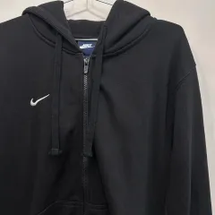 ナイキ 刺繍 ロゴ スタンダード フード ジップアップ