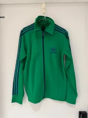 アディダス グリーン 3本線 トラックジャージ