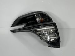 新品未使用】シエンタ 170 テールランプ 左側 81561-52C80 純正 - メルカリ