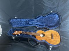 KAMAKA カマカ HF-2 ウクレレ　ハードケース付き　コンサート