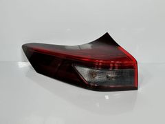 RAV4 MXAA54 右テールレンズ - メルカリ