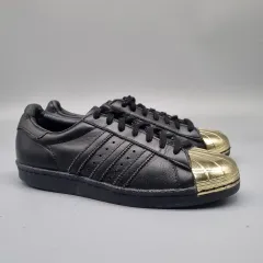 2025年最新】adidas スニーカーの人気アイテム - メルカリ