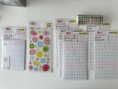 DAISO ブラー キスカット ステッカー