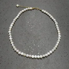 大人可愛い　華奢　淡水パール　天然パール　バロックパール　ネックレス　レディース　アクセサリー　上品　高級　高品質　フォーマル　可愛い　おしゃれ　高見え　ゴールド　金　GOLD　チョーカー　パールネックレス　冠婚葬祭　オールシーズン　プレゼント　ギフト　結婚