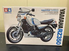 あ*さ様 Yamaha RZ250R 1/15 プラスチックモデルキット あ*さ様 Yamaha RZ250R 1/15 プラスチックモデルキット - メルカリ