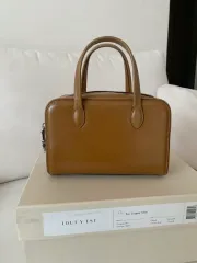 TOUT Y EST LOQUET BAG キャメル ミニ