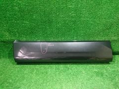 三菱デリカD5CV1W後期純正フロントグリル上下＋ガーニッシュ =6点