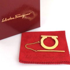 美品】フェラガモ Ferragamo ネクタイピン ゴールド イタリア製 - メルカリ