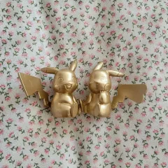 ポケットモンスター 25周年 ゴールデン ピカチュウ フィギュア 2個 (まとめ売り)