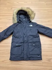 THE NORTH FACE ザノースフェイス キッズ ダウン ダウン ブラック カラー サイズは 130 です バスト DUL Ver.