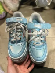 アディダス ディズニー フラットフォーム スニーカー 230cm