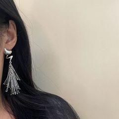 a story 片耳ピアス - メルカリ