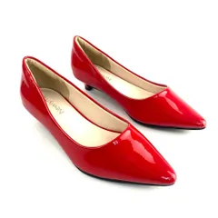 新品 3cm ローヒール パンプス レッドエナメル 赤 22cm ポインテッドトゥ 美脚 クッションインソール 歩きやすい 長時間履いても疲れにくい 上品 フェミニン きれいめ 滑りにくい 定番 レディース 通勤 デイリー 差し色 人気　かわいい　カジュアル