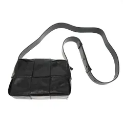 2026年最新】ヴォッテガ カメラバッグの人気アイテム - メルカリ