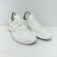 (240)NIKE ナイキ スニーカー フリーラン5.0 サミットホワイト