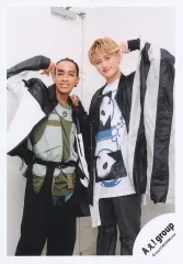 【中古】生写真(STARTO) Aぇ! group/草間リチャード敬太・小島健/膝上/シングル「Gotta Be」MV＆ジャケ写オフショット/公式生写真