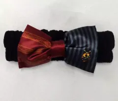 【中古】アクセサリー(非金属) スカラビア寮 タオルヘアバンド 「ディズニー ツイステッドワンダーランド」 ヴィレッジヴァンガード限定