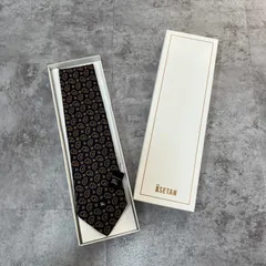 【Burberry】箱入り未使用ネクタイ　ペイズリー柄　ダークネイビー