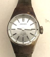 Item thumbnail for item e3073a3c-7d83-4a26-9e3d-67592f4e2394