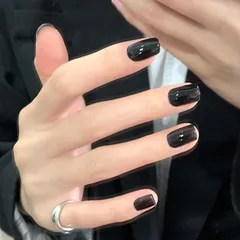 Fuyunohi ネイルチップ 黒 付け爪 ショート 24枚セット 両面テープ付き つけ爪 ブラック 無地 シーンプル ネイルチップ シール 強力 ネイルアイテム 簡単に貼る 耐久 便利 オフィス 個性的 かっこいい 1