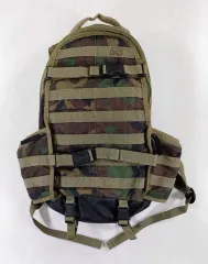 ナイキ SB ウッドランド カモ バックパック