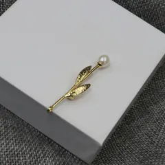 ビンテージデザイン淡水パールブローチ (T)