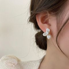 もくもく 雲モチーフ 一粒パールピアス シルバー ニュアンスデザイン 