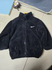 ブラック フリース ジップアップ