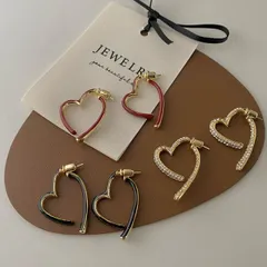 種類3：ゴールド ハートデザインピアス (T)