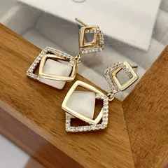 種類1：5点セット ラインストーン ピアス (T)