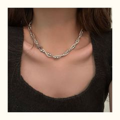 405N【上品】クロス風4粒CZダイヤネックレス ゴールド 華奢 高見え人気 