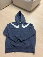 ナイキ フードTシャツ