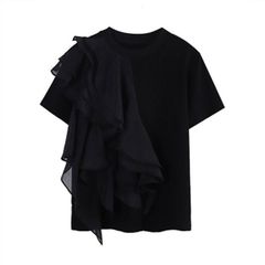 Hella volume ruffle tops - メルカリ