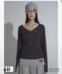 アズオン ボタン Tシャツ