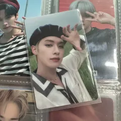 Stray Kids (ストレイキッズ・スキズ・SKZ) リノ (LEE KNOW・イミンホ) NOEASY トレカ 出品