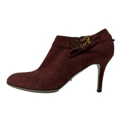 Item thumbnail for item bbb6999d-f660-43e9-b2bf-e8d7a1def67b