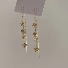 種類1：A 花タッセルピアス (T)