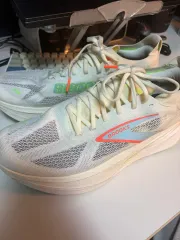 ブルックス(brooks) ハイペリオン マックス